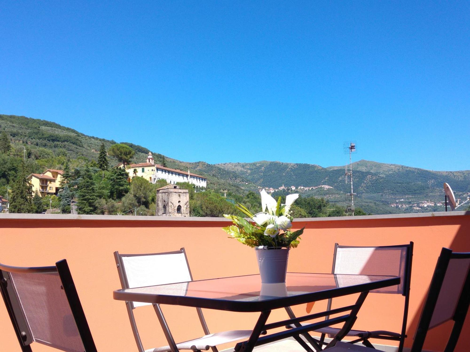 Il Cuore Del Borgo - Holiday Home Borgomaro ภายนอก รูปภาพ