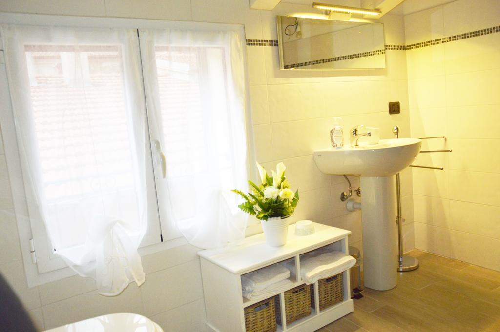 Il Cuore Del Borgo - Holiday Home Borgomaro ภายนอก รูปภาพ