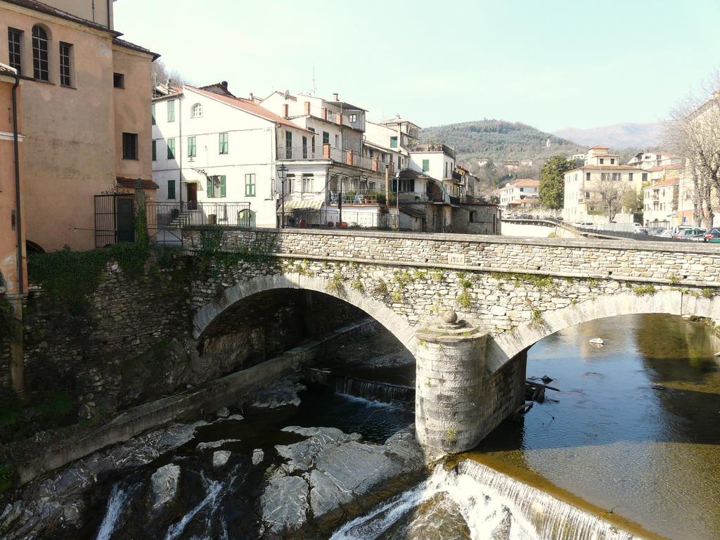 Il Cuore Del Borgo - Holiday Home Borgomaro ภายนอก รูปภาพ