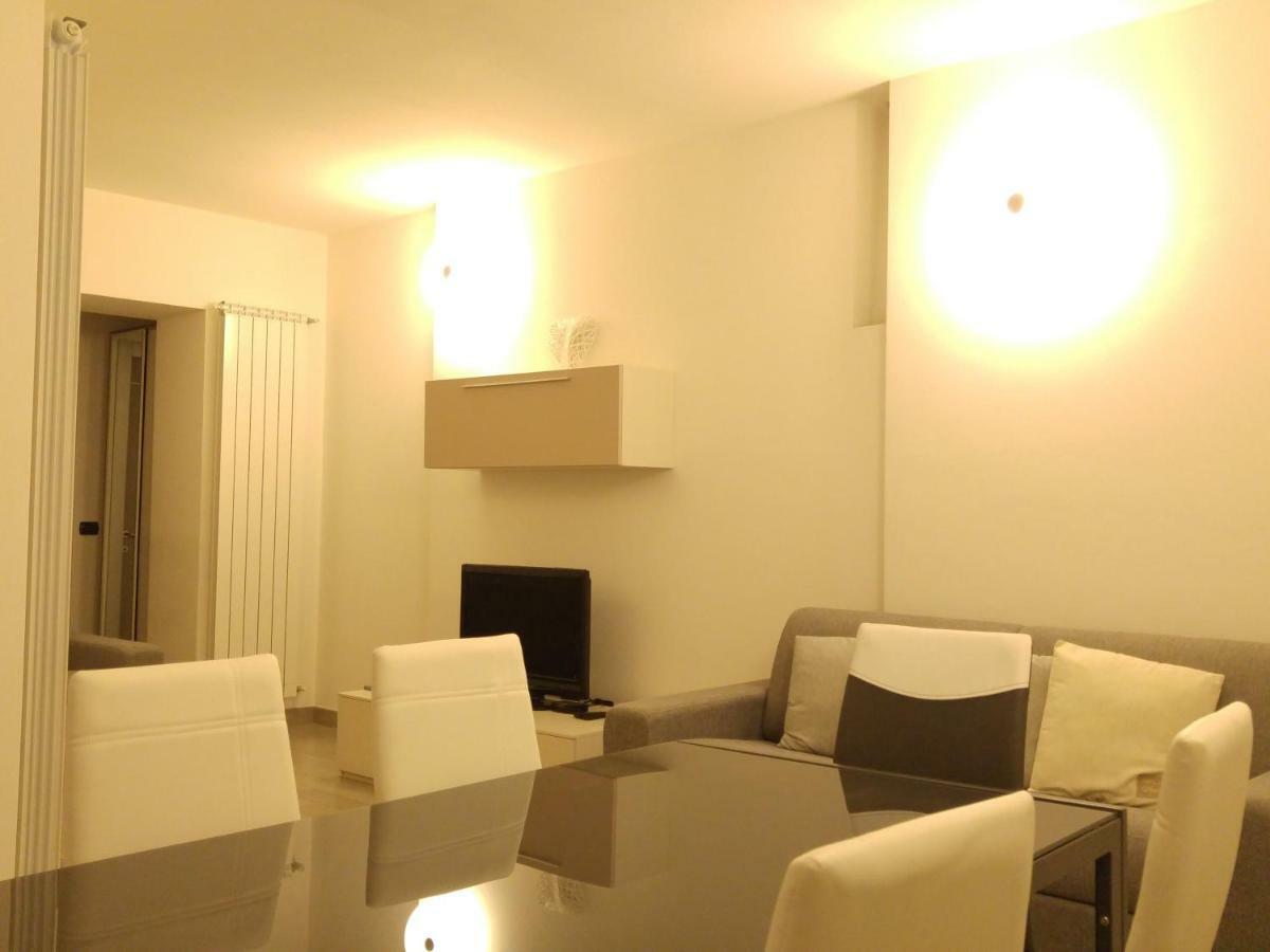 Il Cuore Del Borgo - Holiday Home Borgomaro ภายนอก รูปภาพ