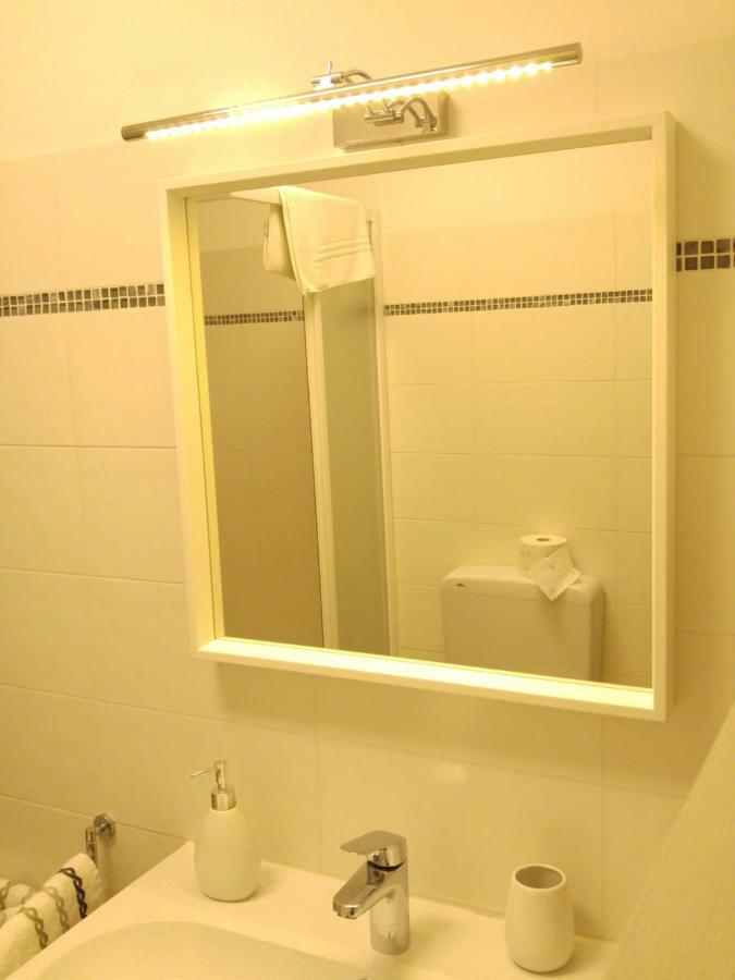Il Cuore Del Borgo - Holiday Home Borgomaro ภายนอก รูปภาพ